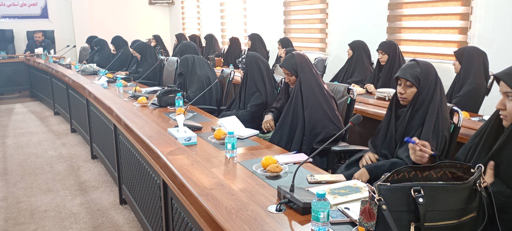 سفر استانی دبیرکل و نماینده رهبری به استان هرمزگان -2  آذر 1404