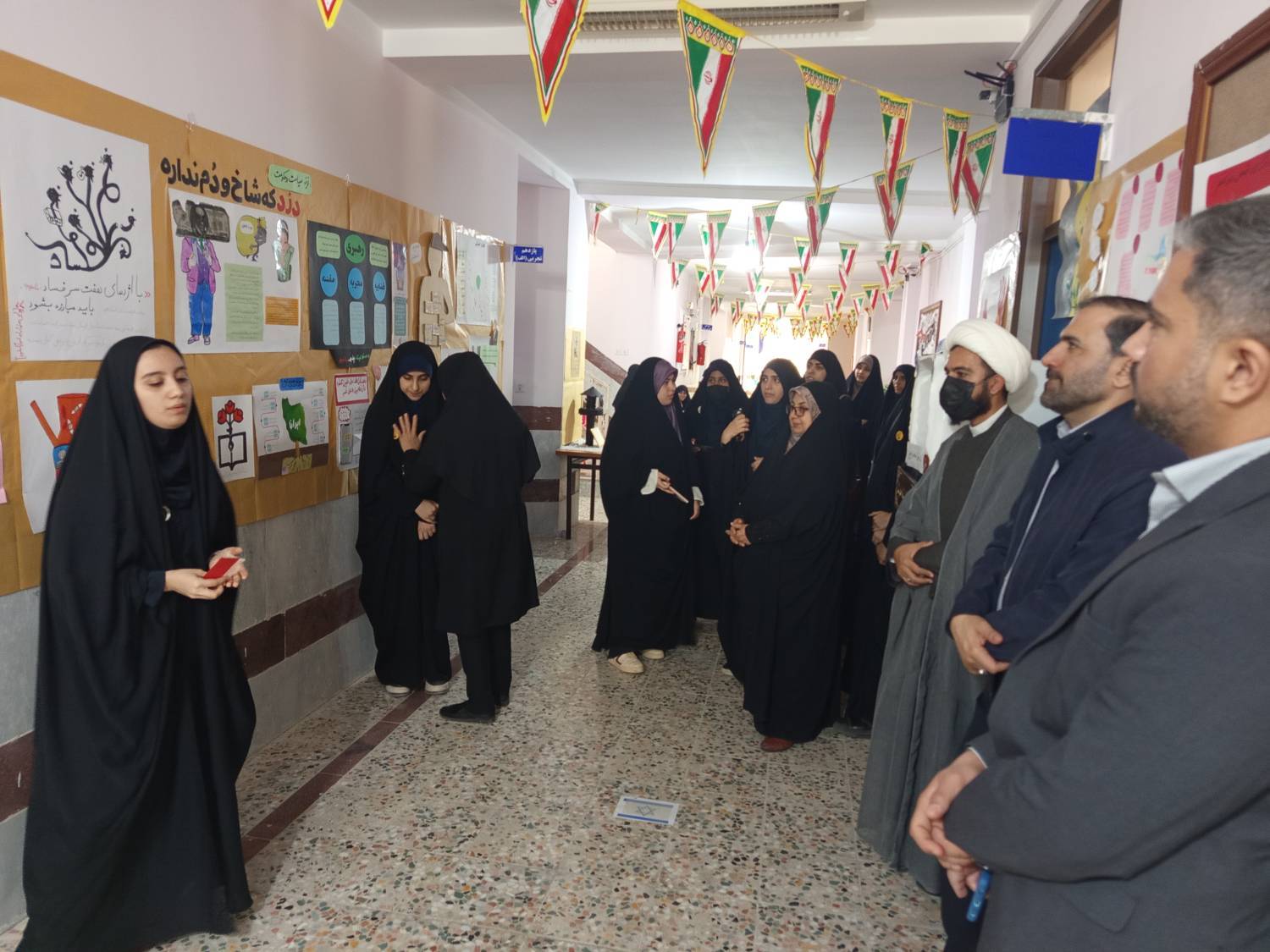 گزارش تصویری بازدید های دبیرکل از  مدارس انقلاب بوشهر، تهران و خراسان جنوبی - بهمن 1404