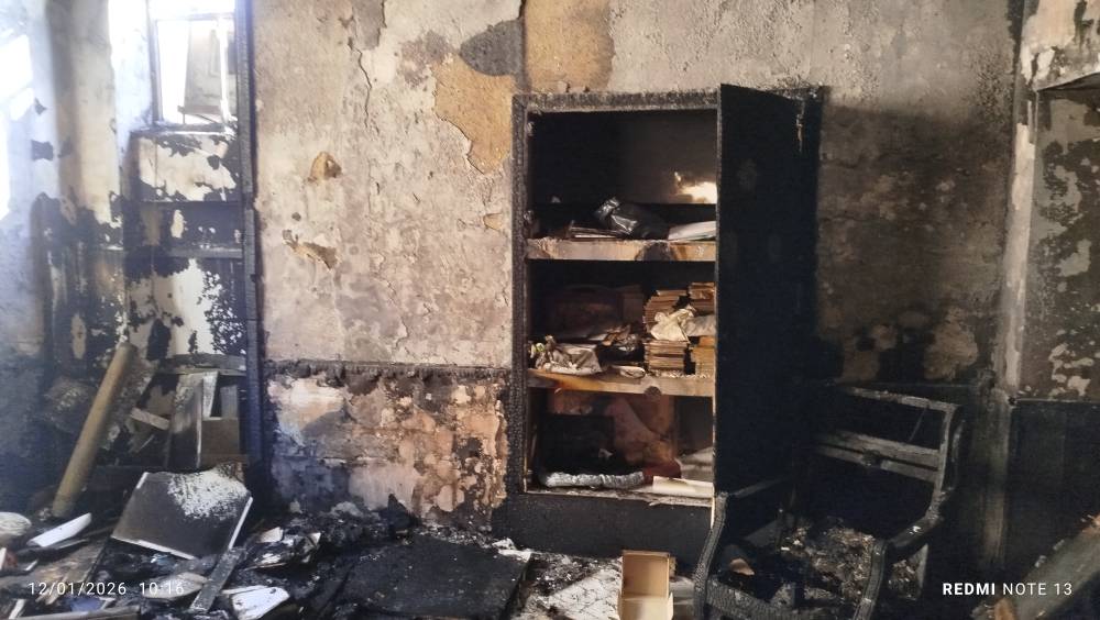 گزارش تصویری  حمله اغتشاشگران تروریست به دفاتر اتحادیه انجمن های اسلامی دانش‌آموزان در استانهای مازندران، اصفهان و کرمان