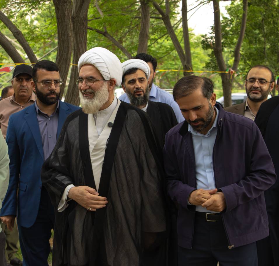 آئین درختکاری #به_فرمان_رهبرم