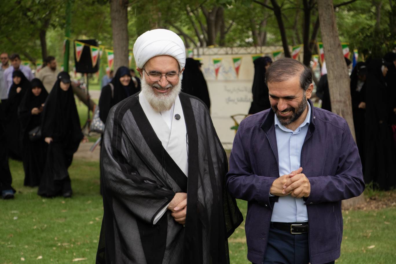 آئین درختکاری #به_فرمان_رهبرم
