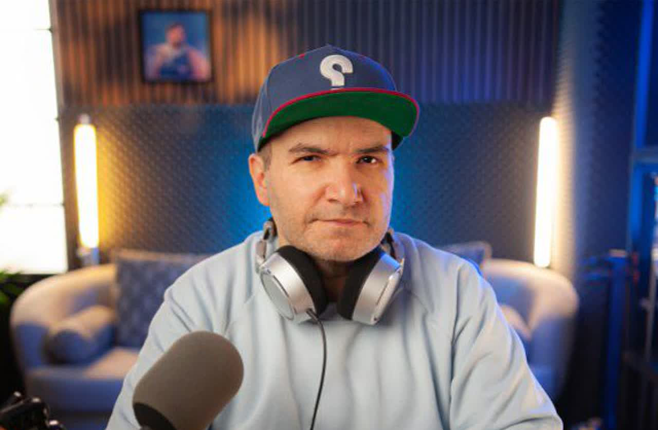 یونس محمدی: روایت فانتزی از پهلوی نقطه کانونی شبه رسانه ها