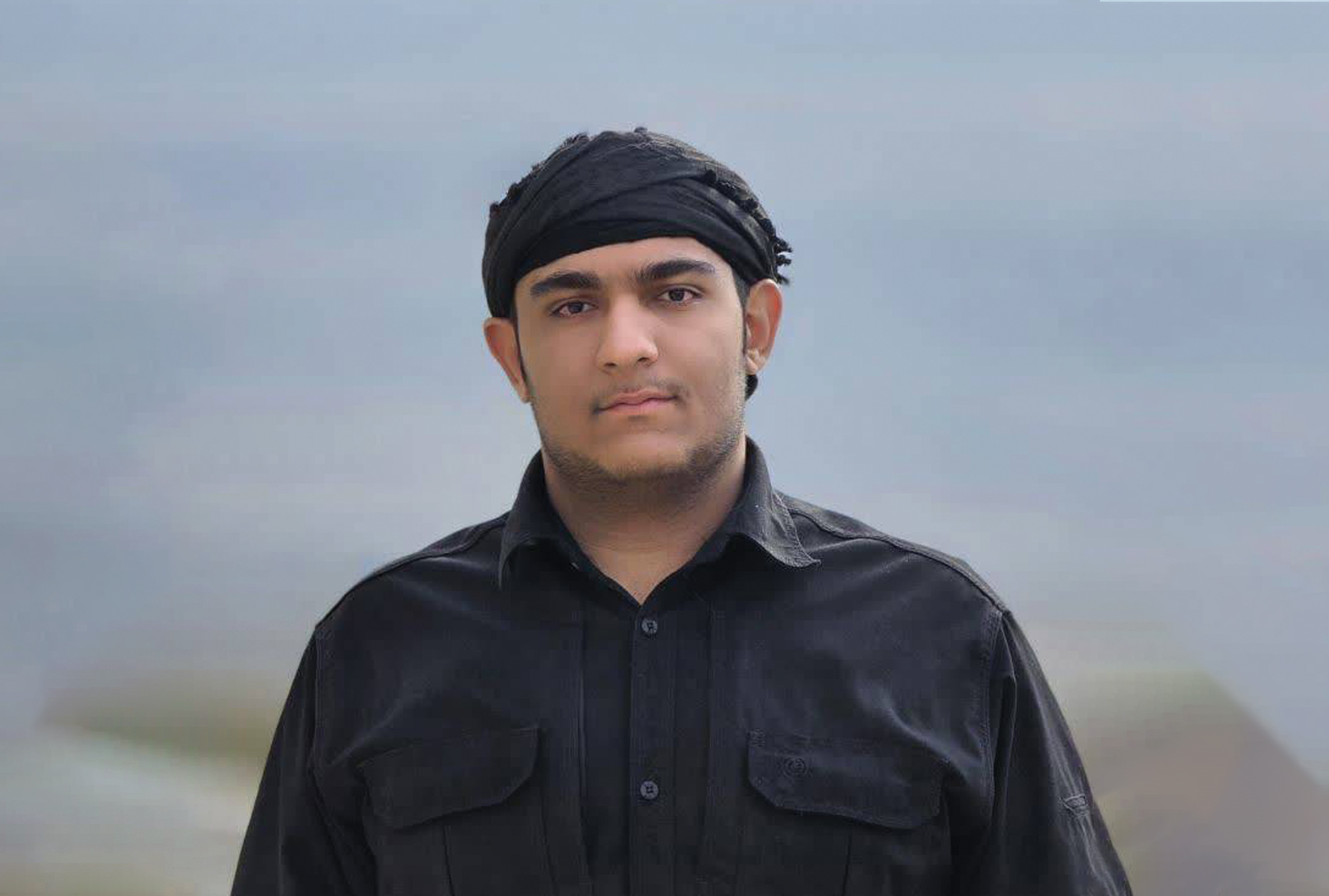 روایت حمله تروریست ها  و مجروحیت عادل ملکوتی از  اعضای انجمن اسلامی شاهین شهر