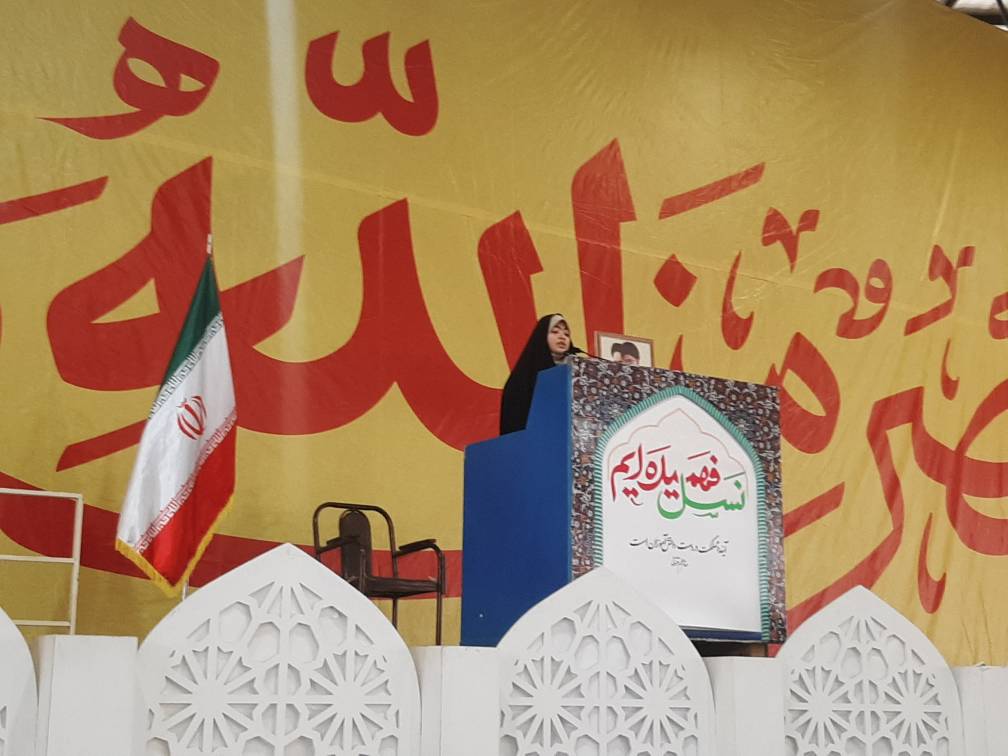 ۱۳ آبان روزی که مدرسه به سنگر و دانش آموز به سرباز انقلاب تبدیل شد